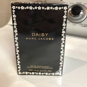 Daisy Marc Jacobs