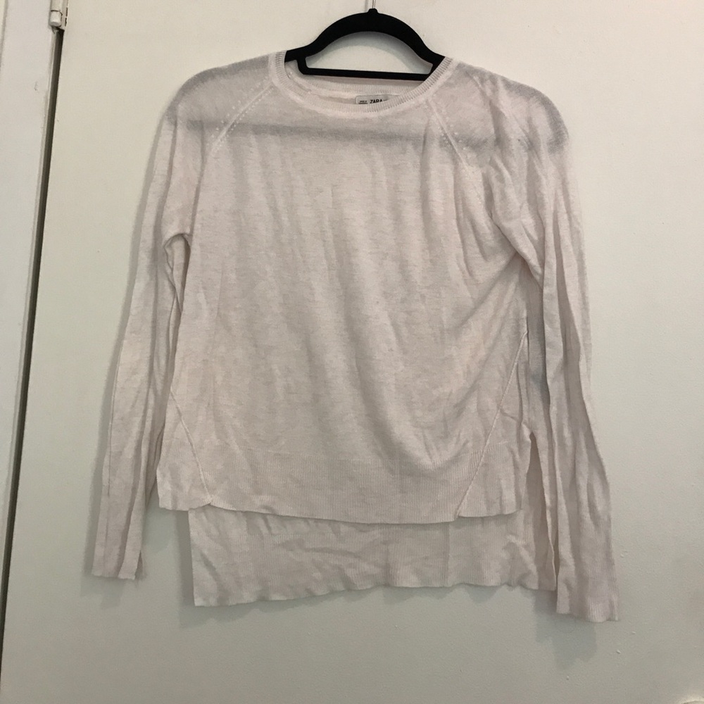 BASIC WHITE SWEATER