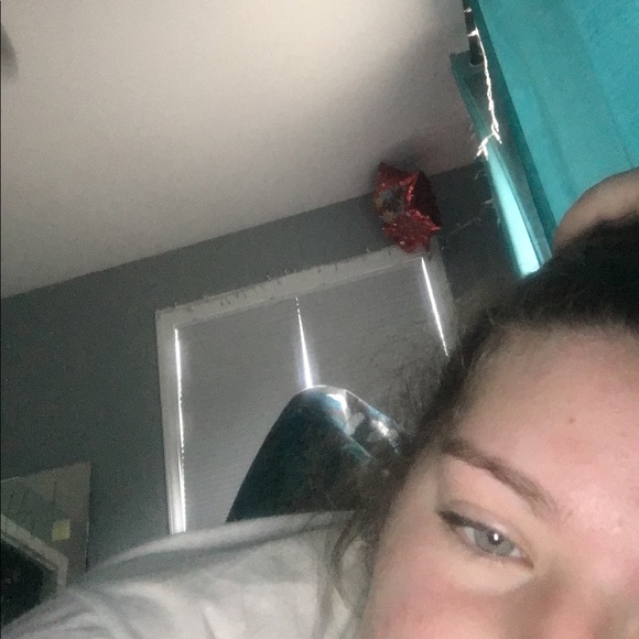 Deflating balloon on corner