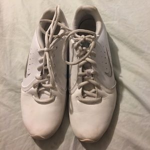 Women’s Nike cheer shoes size 8