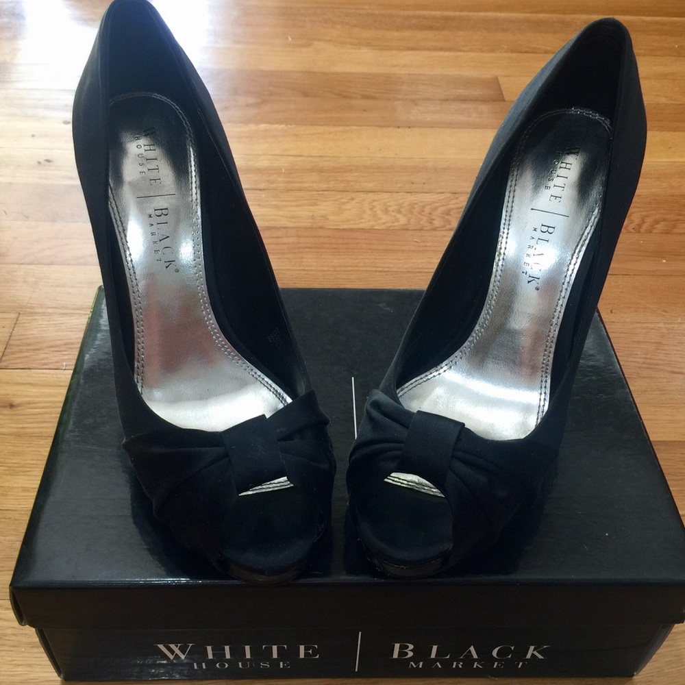 White House Black Market Dress Shoes size 9