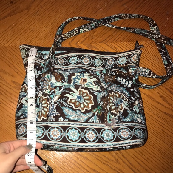 Vera Bradley Tote with Front & Inside Pockets - Picture 6 of 8