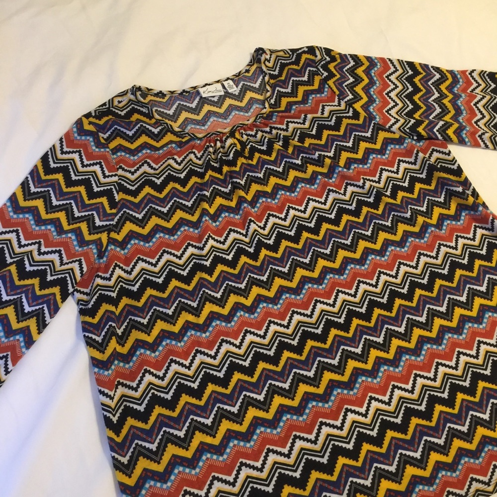 Kim Roger. 2x. Chevron 3/4 sleeve shirt.