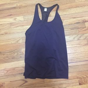 Gap fit small top