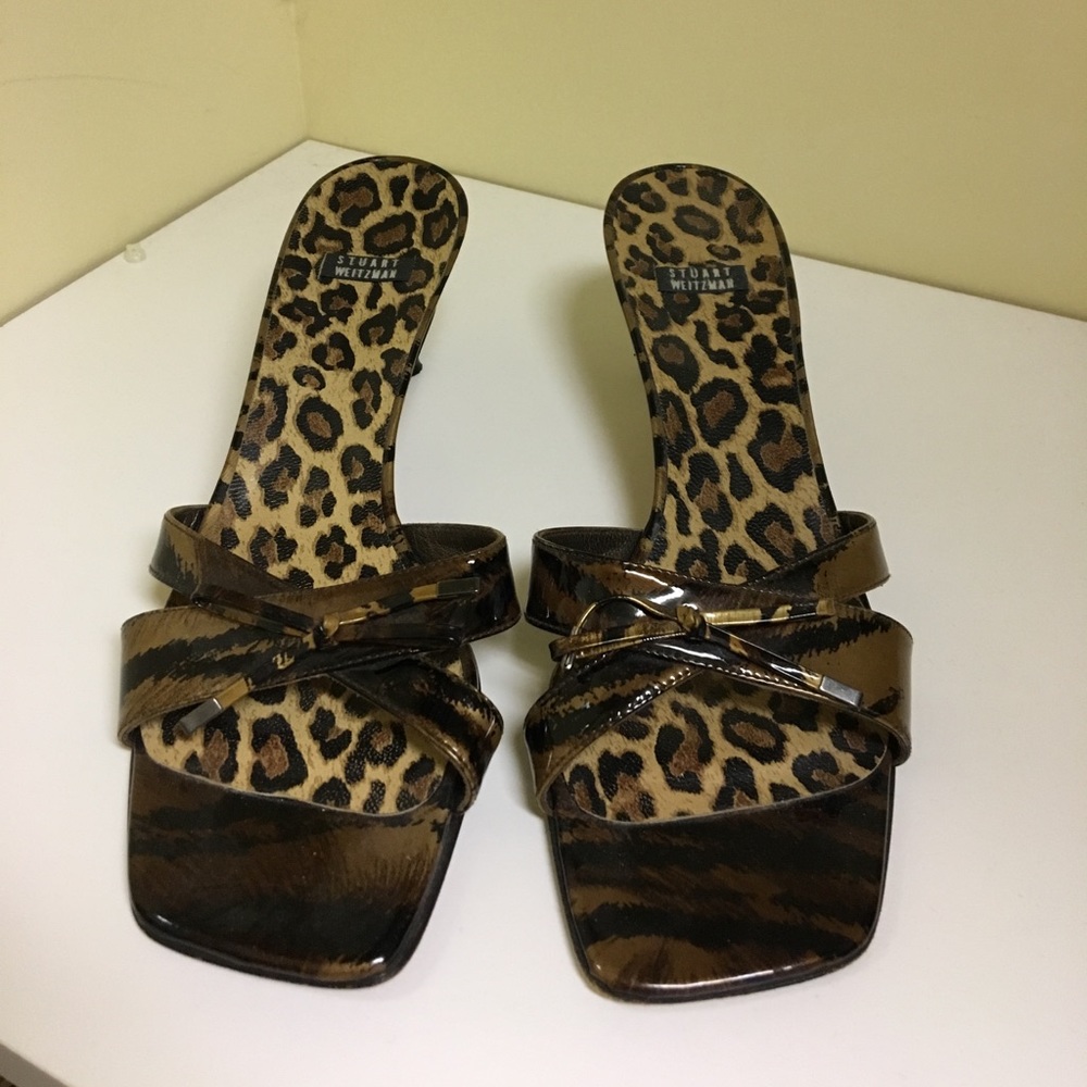 Leopard print sandals