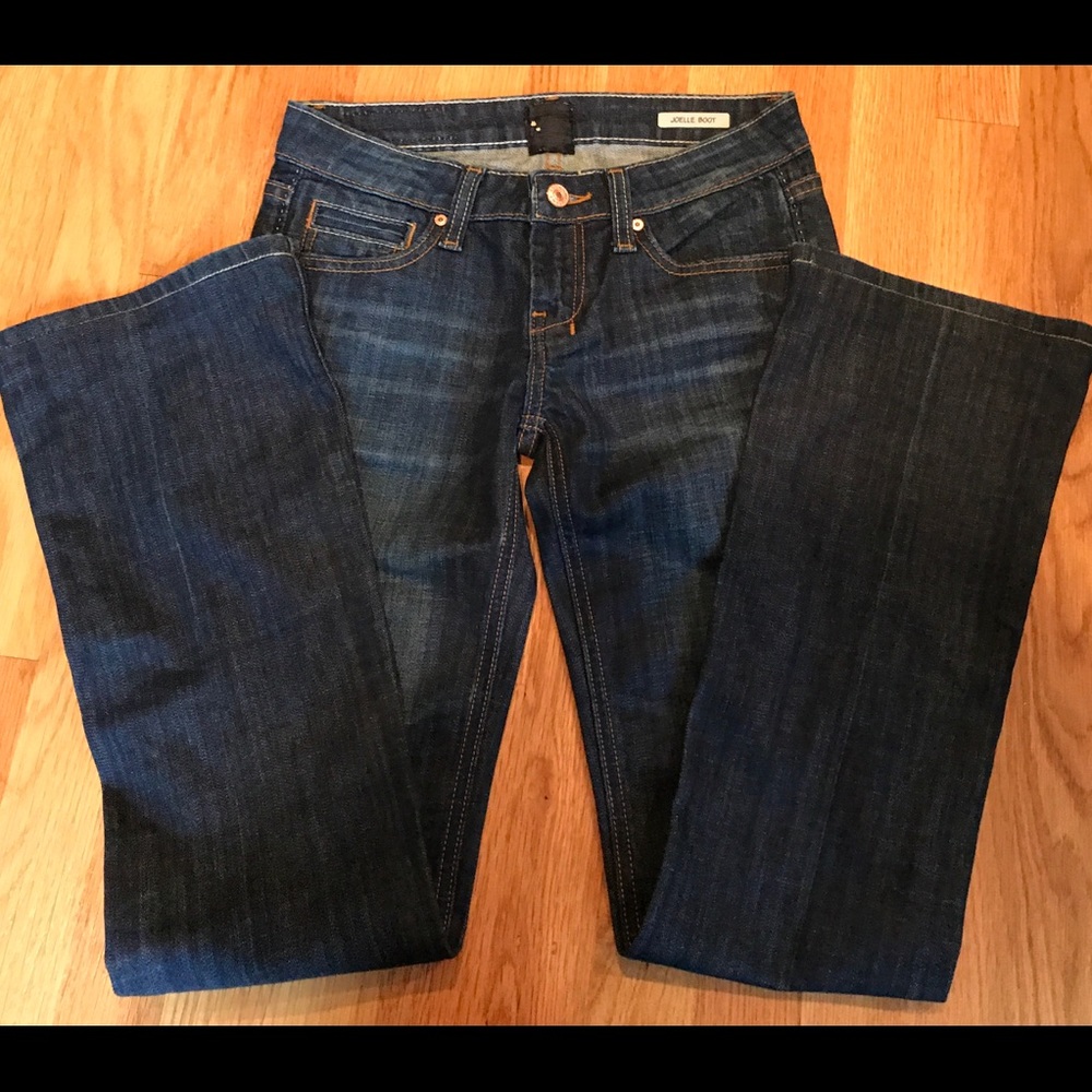 Anoname jeans. New condition!