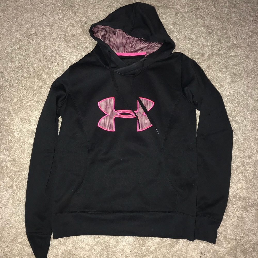 Women’s Under Armour Pullover