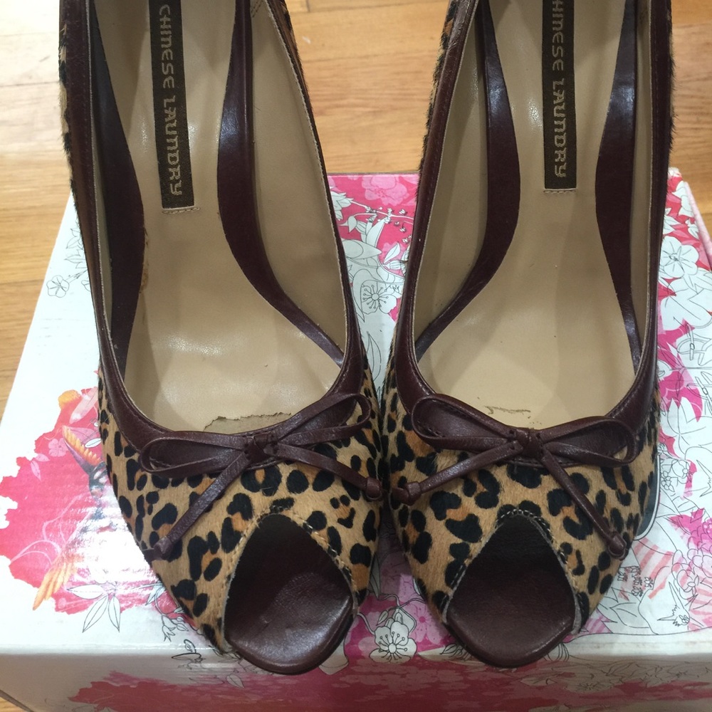 Chinese Laundry Wedges. Size 10 new w/box