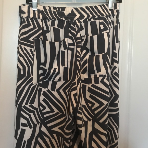 Loft pants - Picture 3 of 3