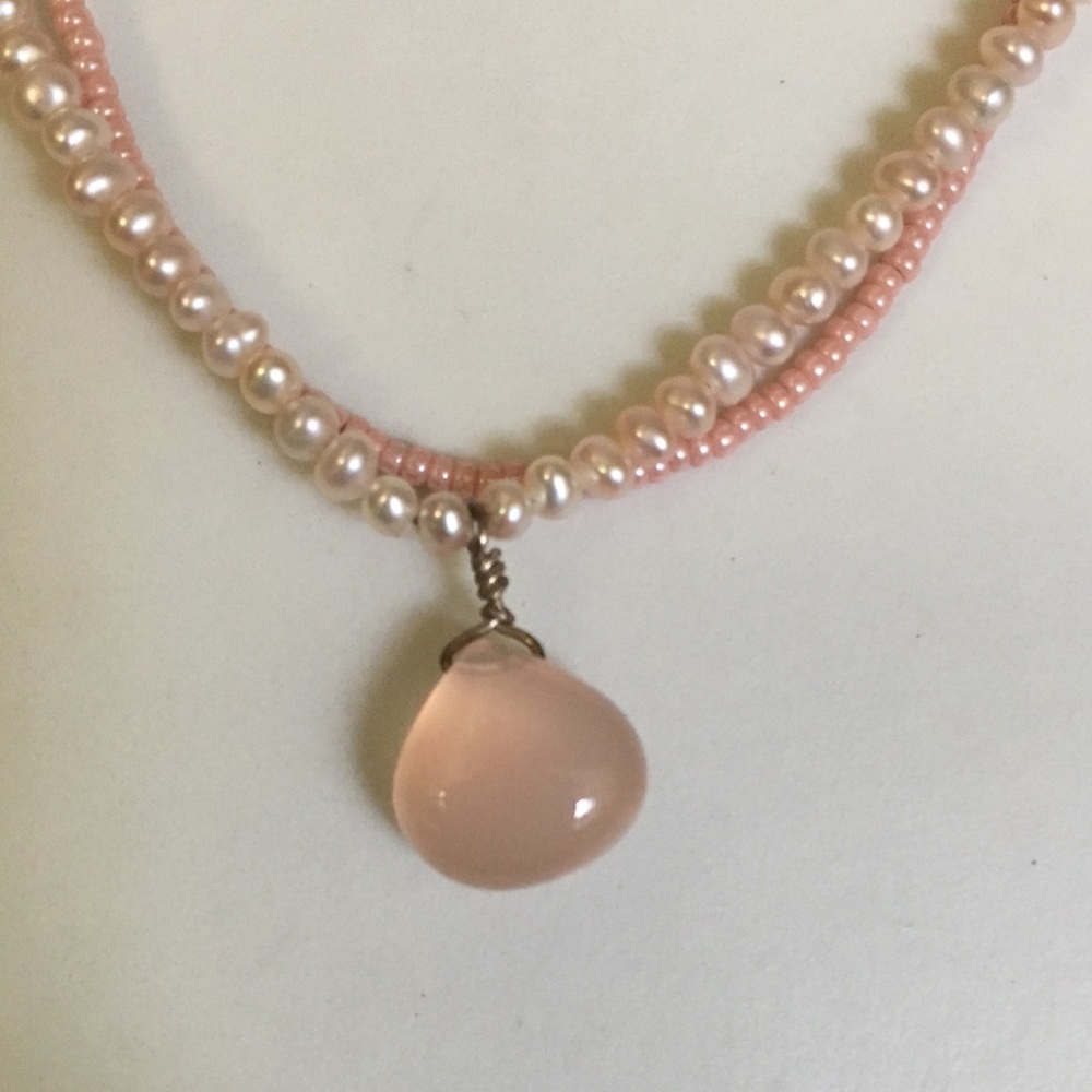 Rose Quartz & Pearls Necklace