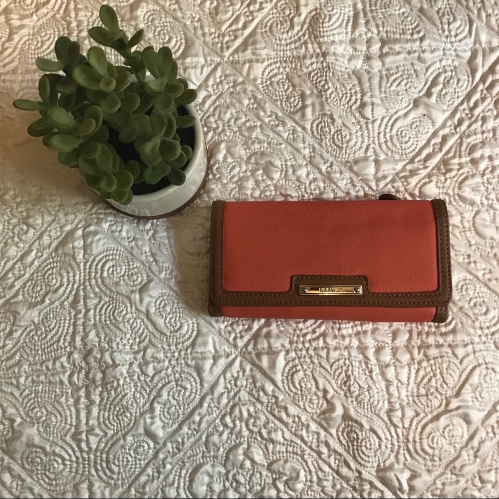 Nine West Wallet 🍂