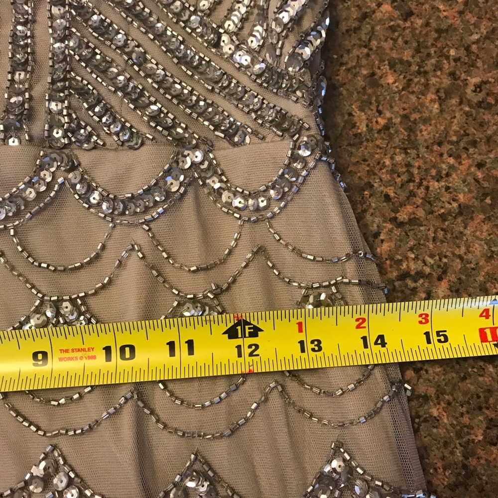 Dress - Picture 6 of 8