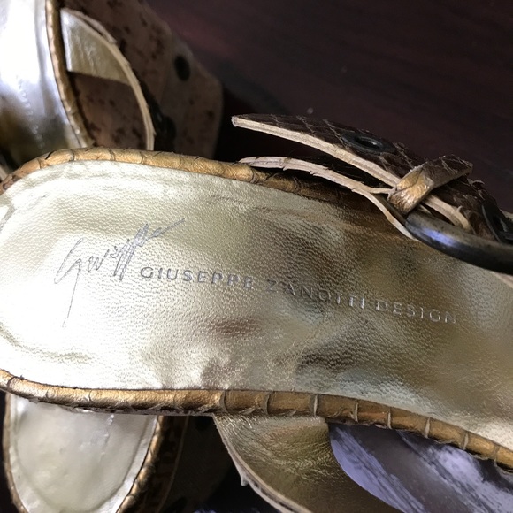 Summer snakeskin wedges - Picture 3 of 3