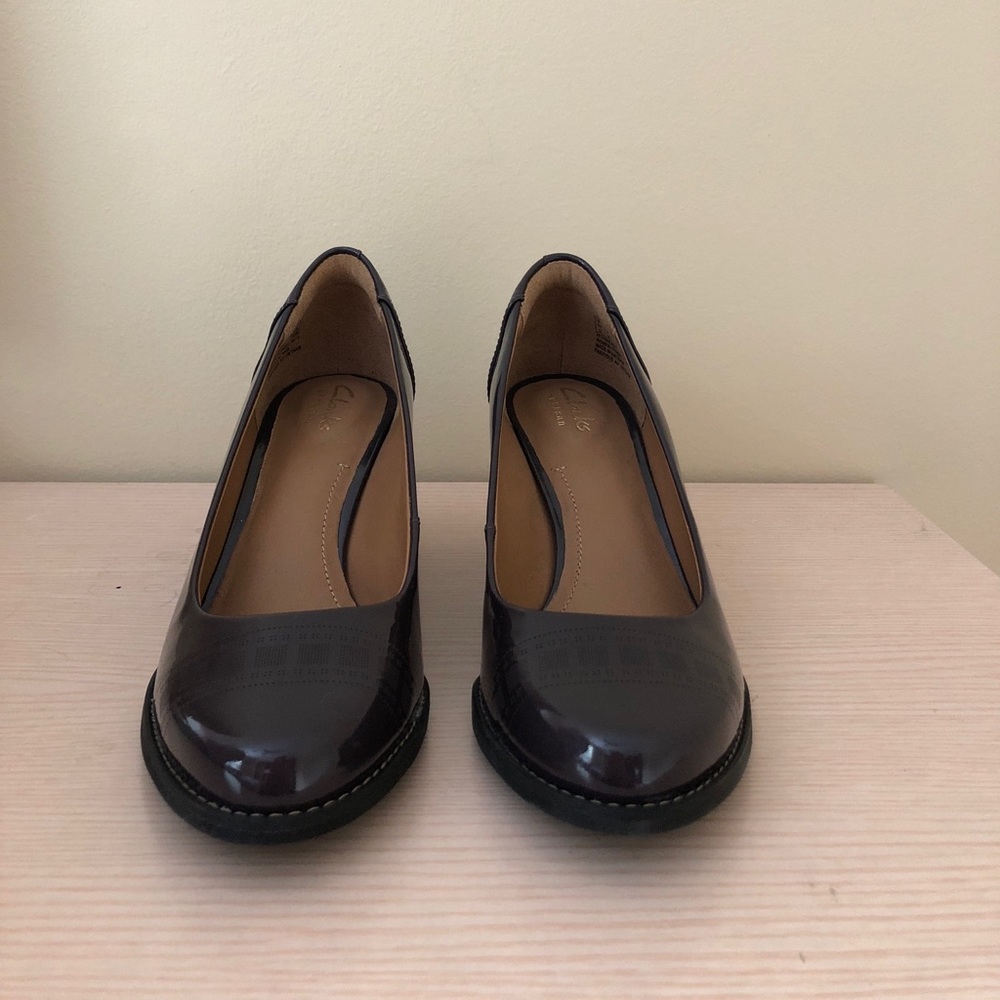 Brand new Clark’s heels - Picture 2 of 4