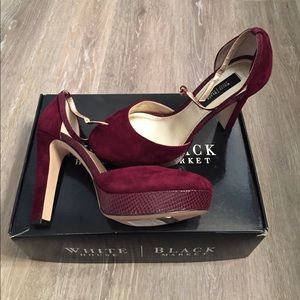 Never been worn wine colored pumps 7.5 size