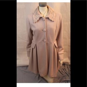 Darling Coat XL Whisper Pink Lace Collar Wool mix