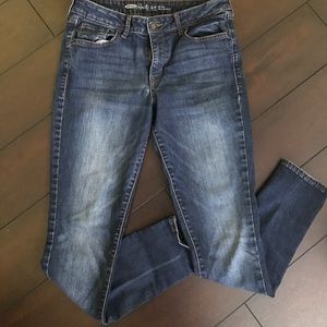 Old navy rockstar skinny jeans.