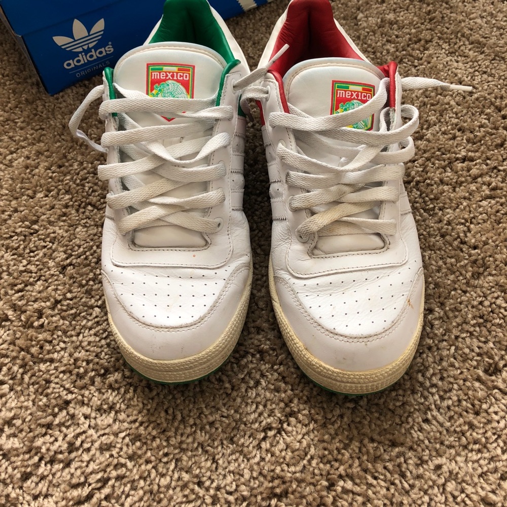 Men’s Low-Top Adidas Top-Tens