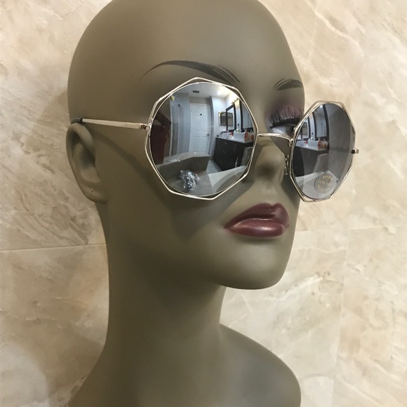 Retro Style Sunnies - Picture 2 of 2