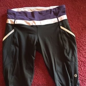 Lululemon Cropped Ruched Leggings Size 6