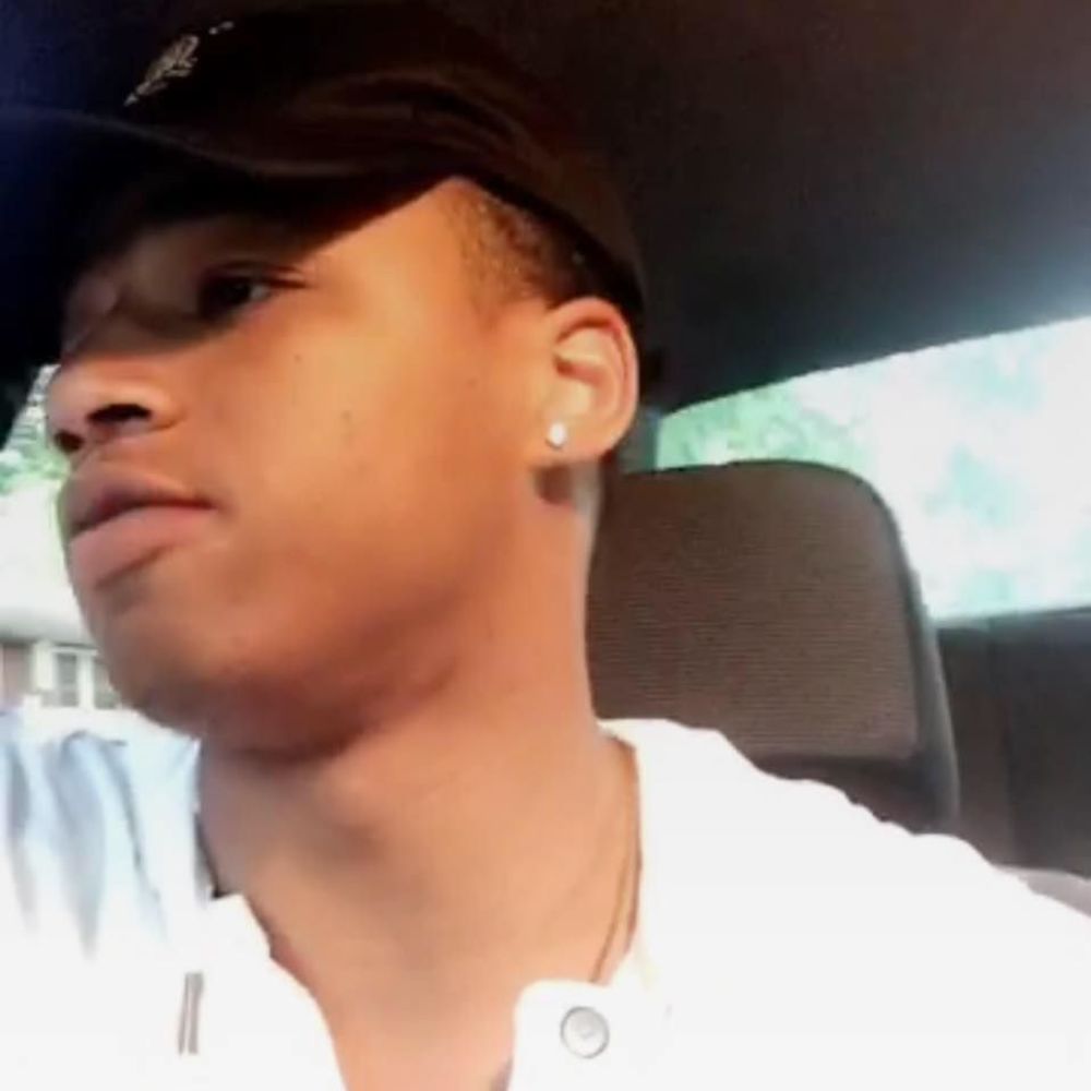 Meet your Posher, Claude