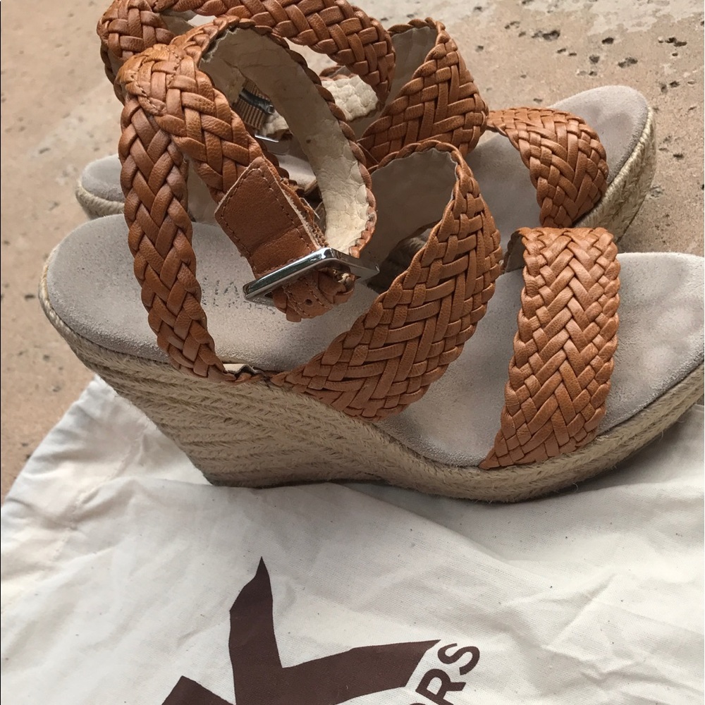 The Michael Kors Giovanna Wedge Sandal size 6
