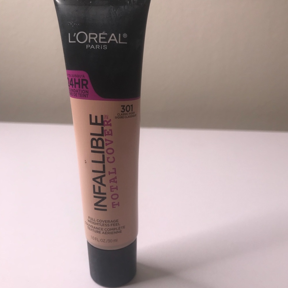 L’Oréal Infalliable Total Cover Foundation