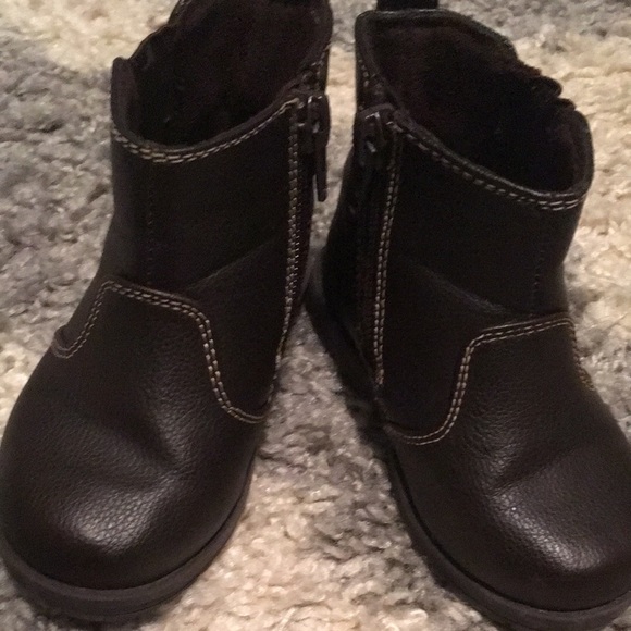Gymboree boots - Picture 1 of 2