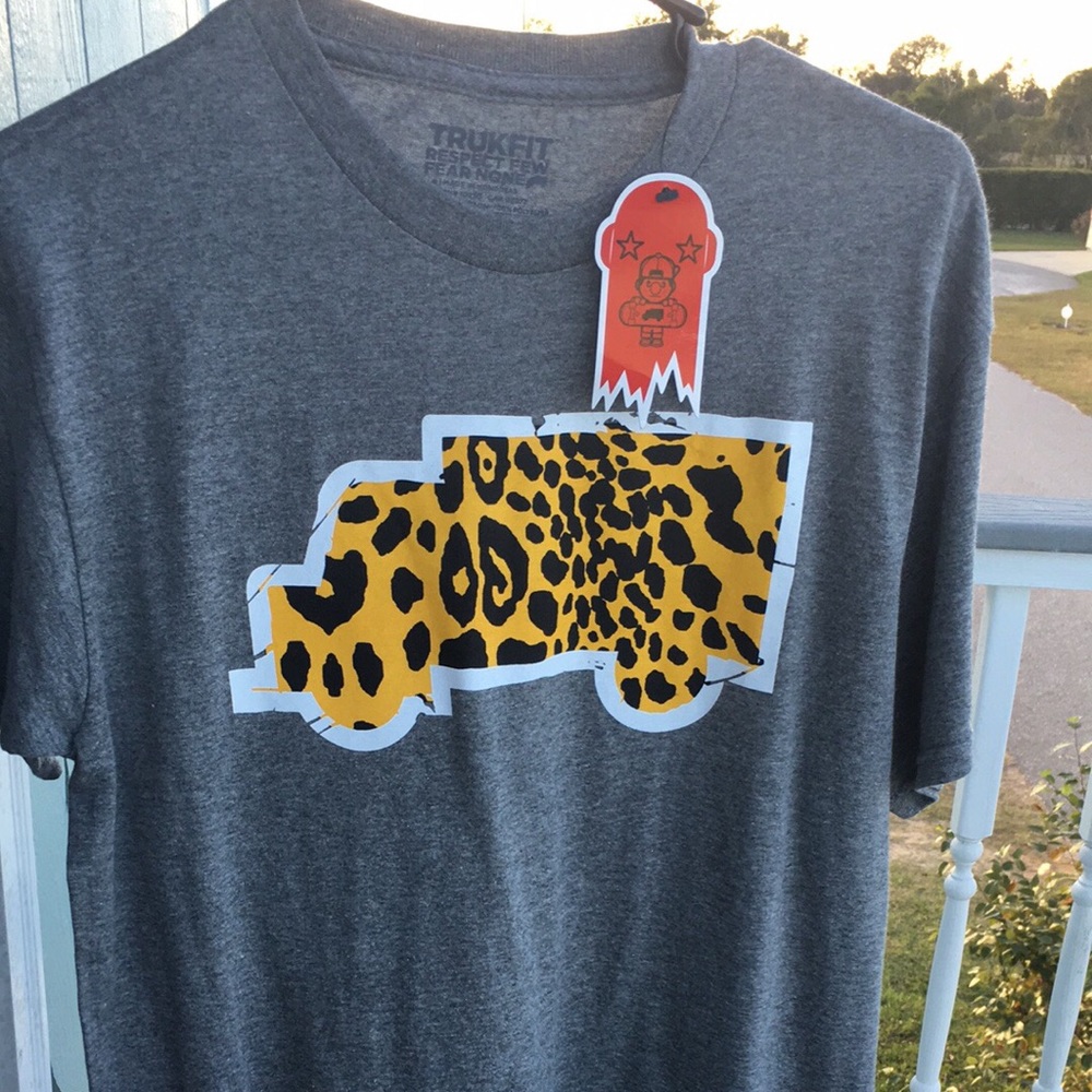Trukfit t shirt