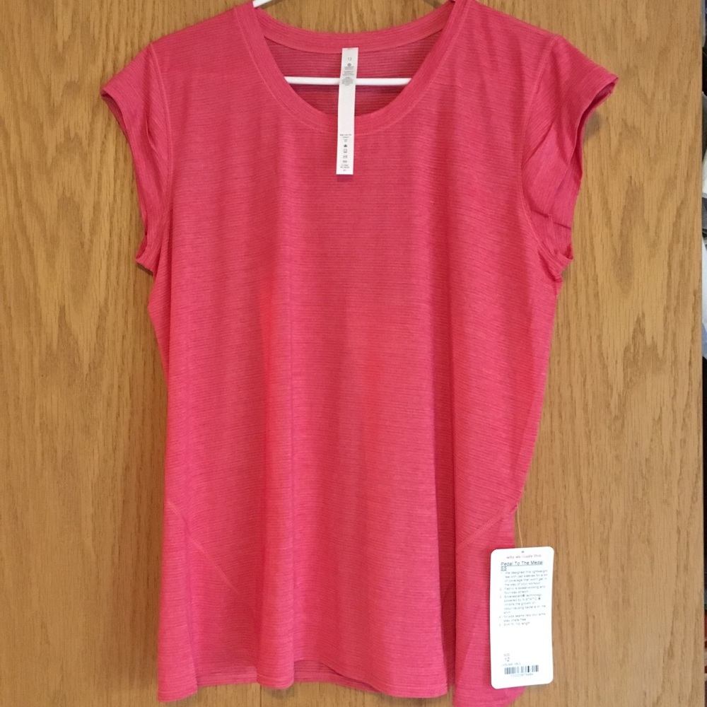 Lululemon Pedal to the Medal SS short sleeve