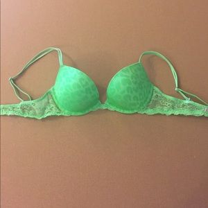 Victoria's Secret PINK, plunge, push up, 34B