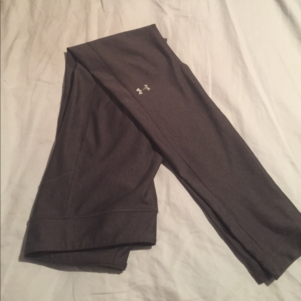 UA compression leggings heatgear