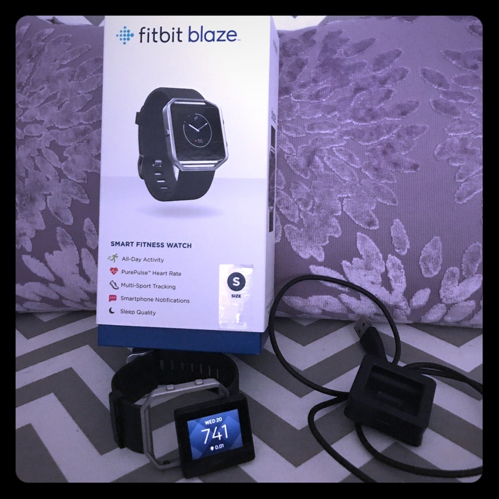 🚫Sold🚫 Fitbit Blaze Black (Size Small)