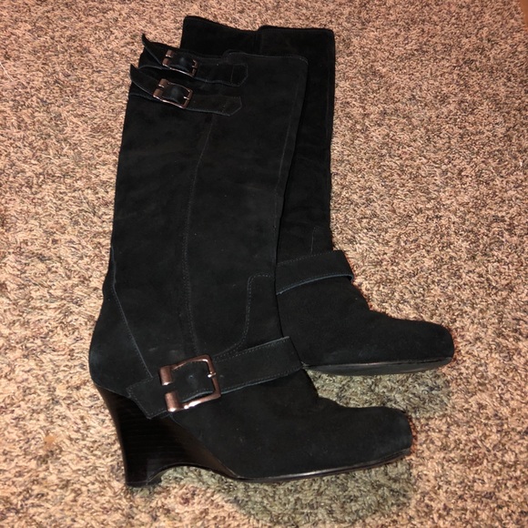 Cute and stylish Naughty Monkey wedge boots! - Picture 1 of 4