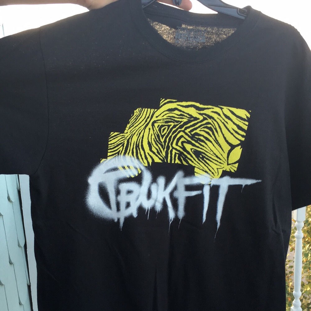 Trukfit t shirt