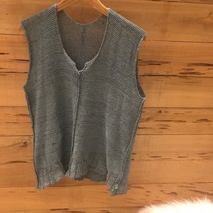 New Listing! Handknit sleeveless pullover top