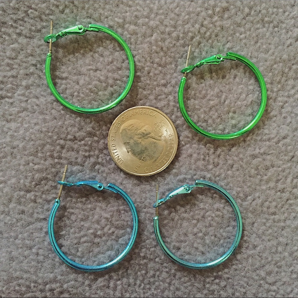 Hoop Earrings - Picture 3 of 4