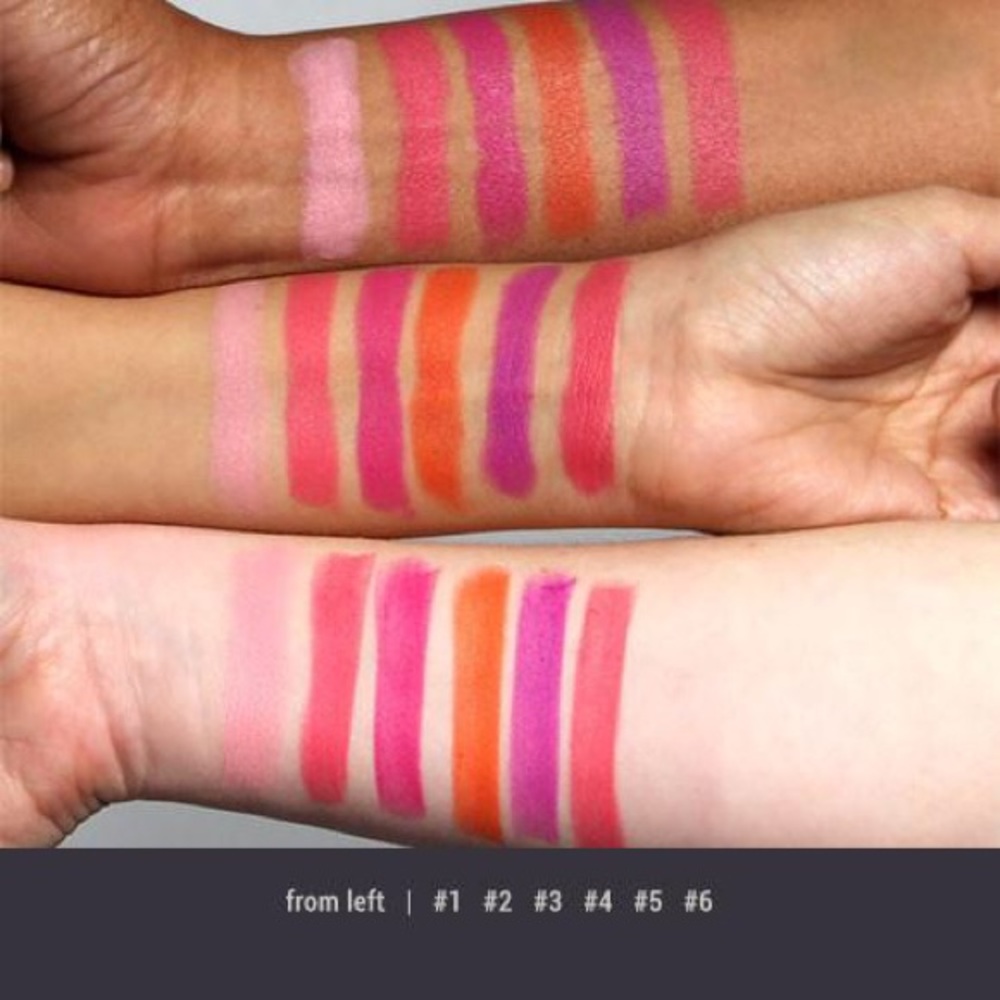 Lipstick - Picture 2 of 5