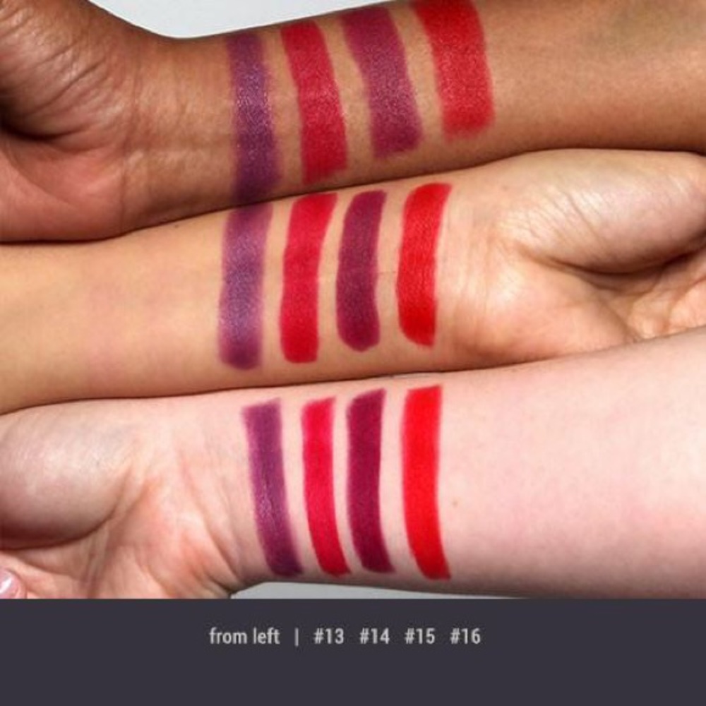 Lipstick - Picture 4 of 5