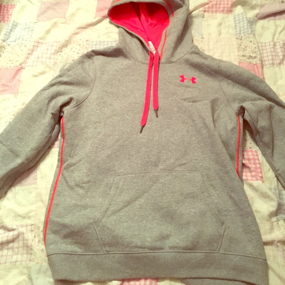 Under armour sweatshirt
