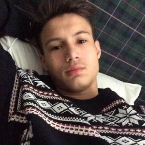 Meet your Posher, Henry