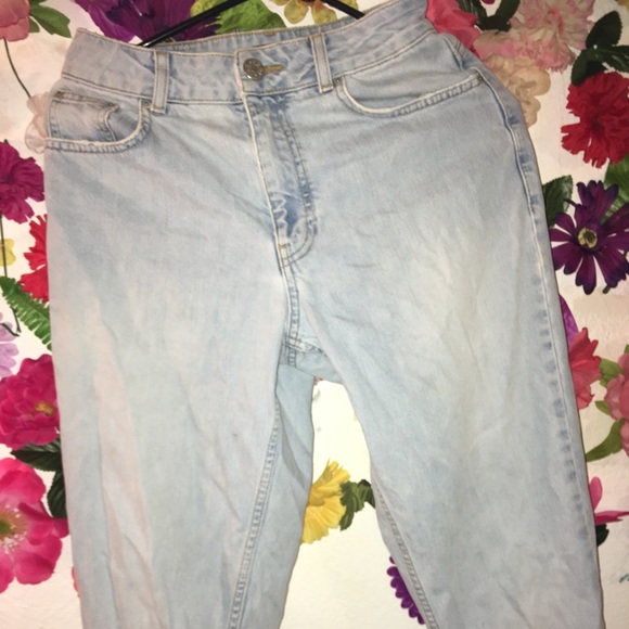 URBAN OUTFITTERS JEANS!! - Picture 2 of 4