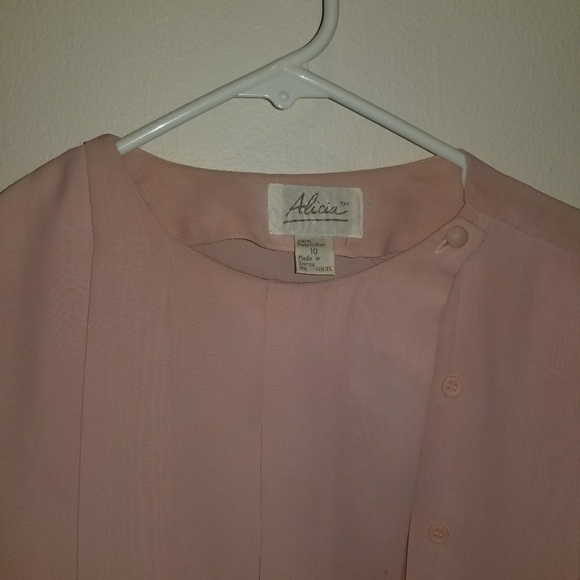 Pink blouse - Picture 3 of 3