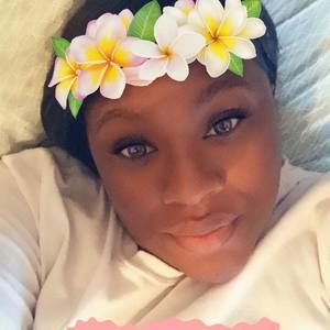 Meet your Posher, Kendra