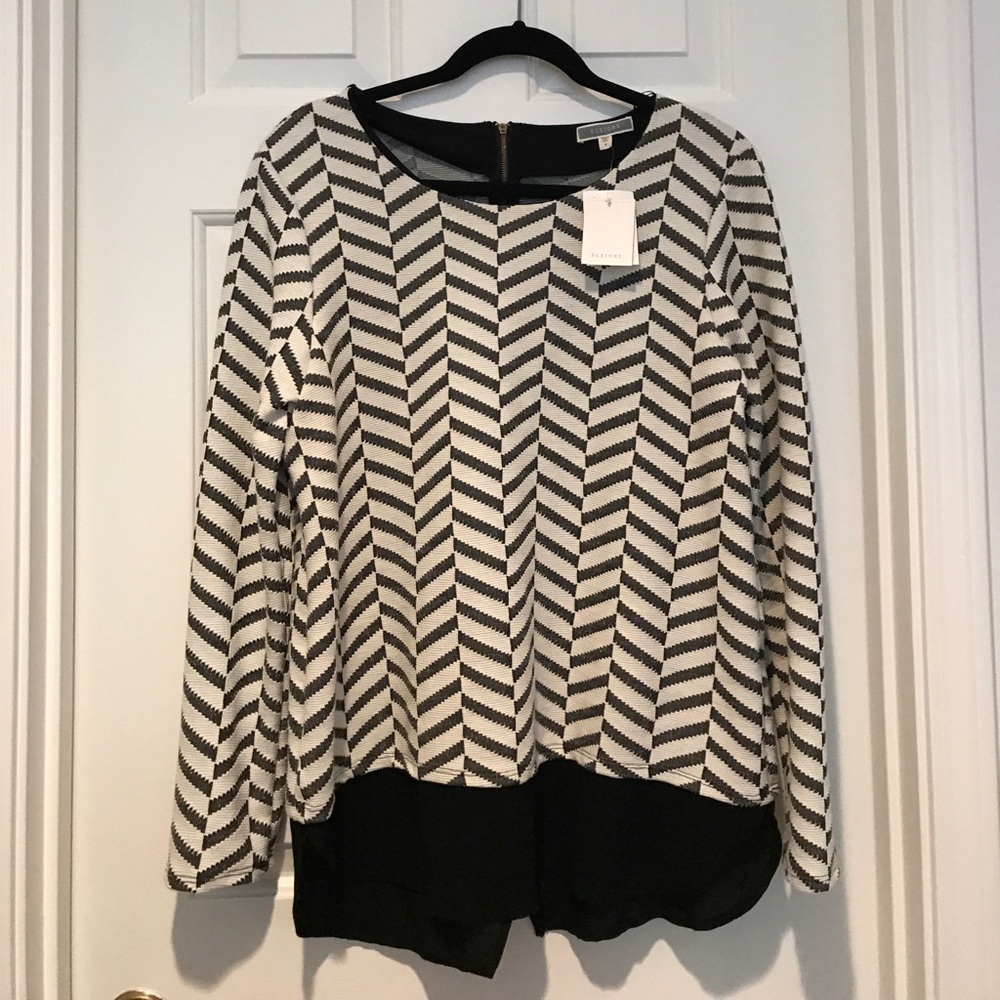 Versatile top for work or social events