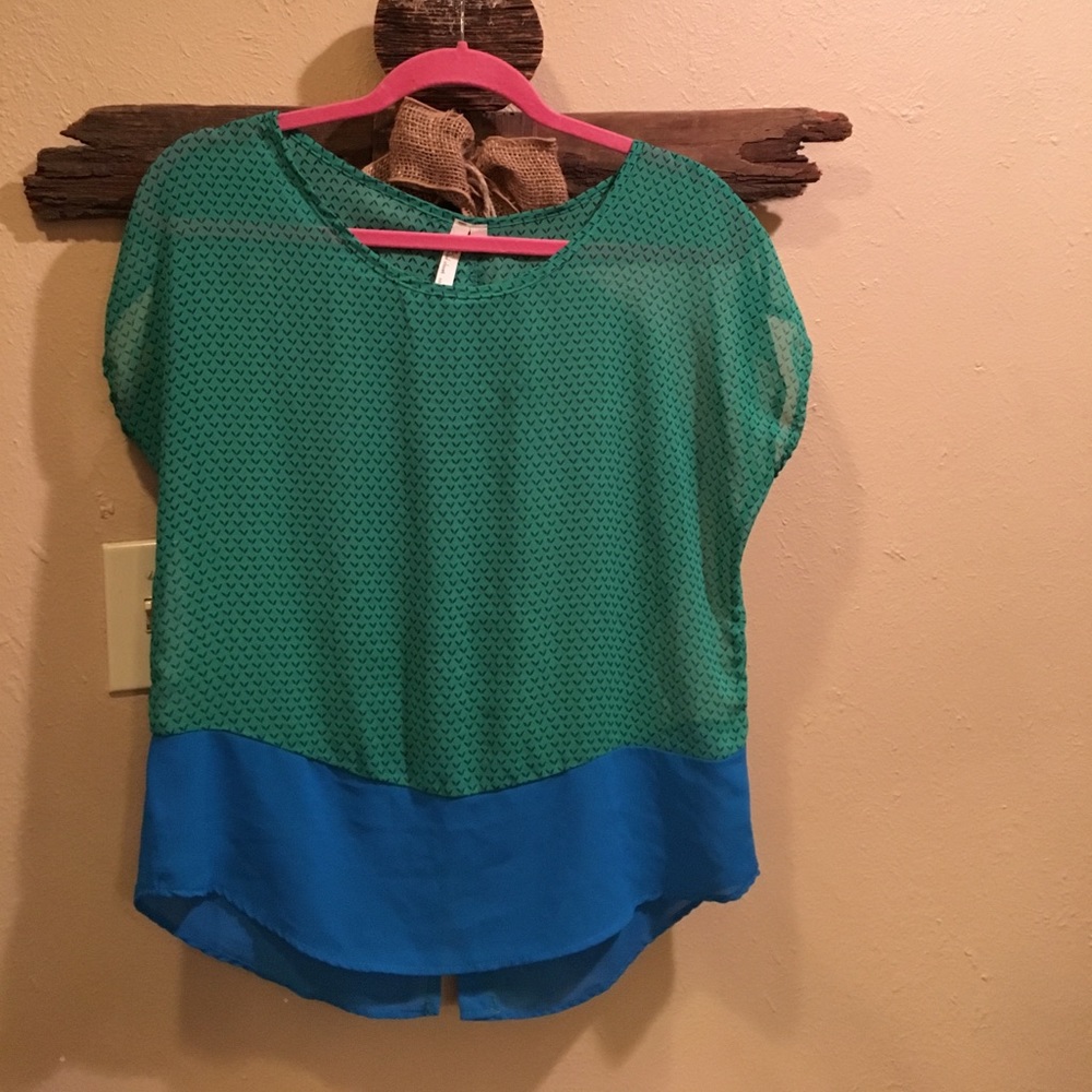Red Closet Blouse