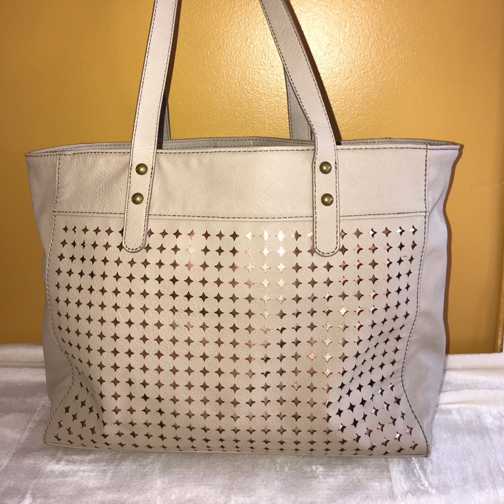Vegan leather Fossil purse - Picture 2 of 3