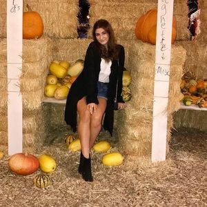 Meet your Posher, Maryam