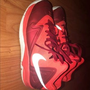 Nike basketball shoes kids size 7
