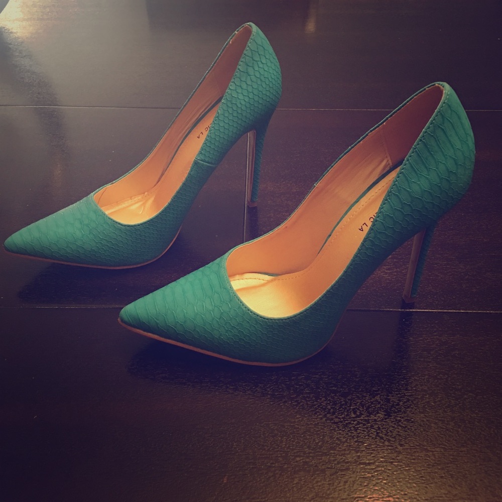 Teal, Shoe Republic LA Stilettos, Size 10.5